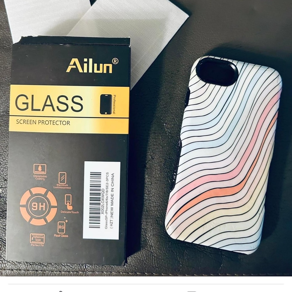 CASELY brand iPhone SE case and glass screen protectors - Picture 2 of 4